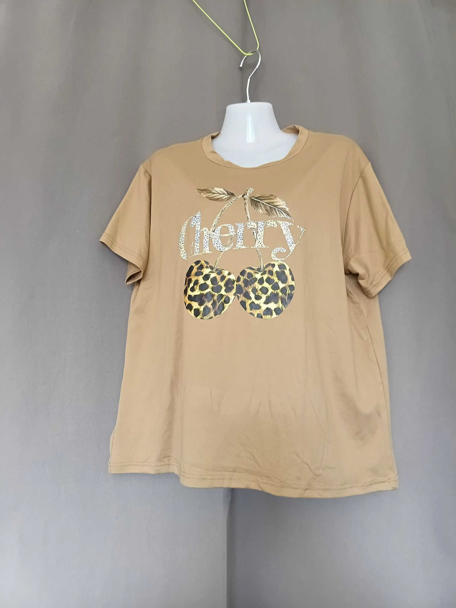 Lot de 3 maillots cerise et léopard marron 1XL